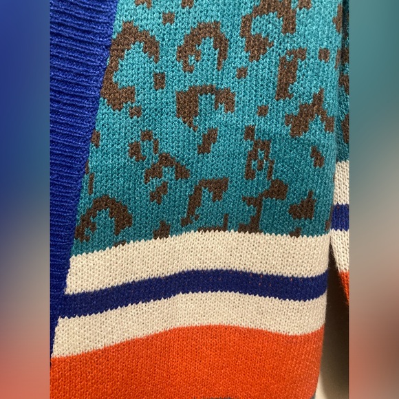 Umgee Cardigan - Picture 3 of 4